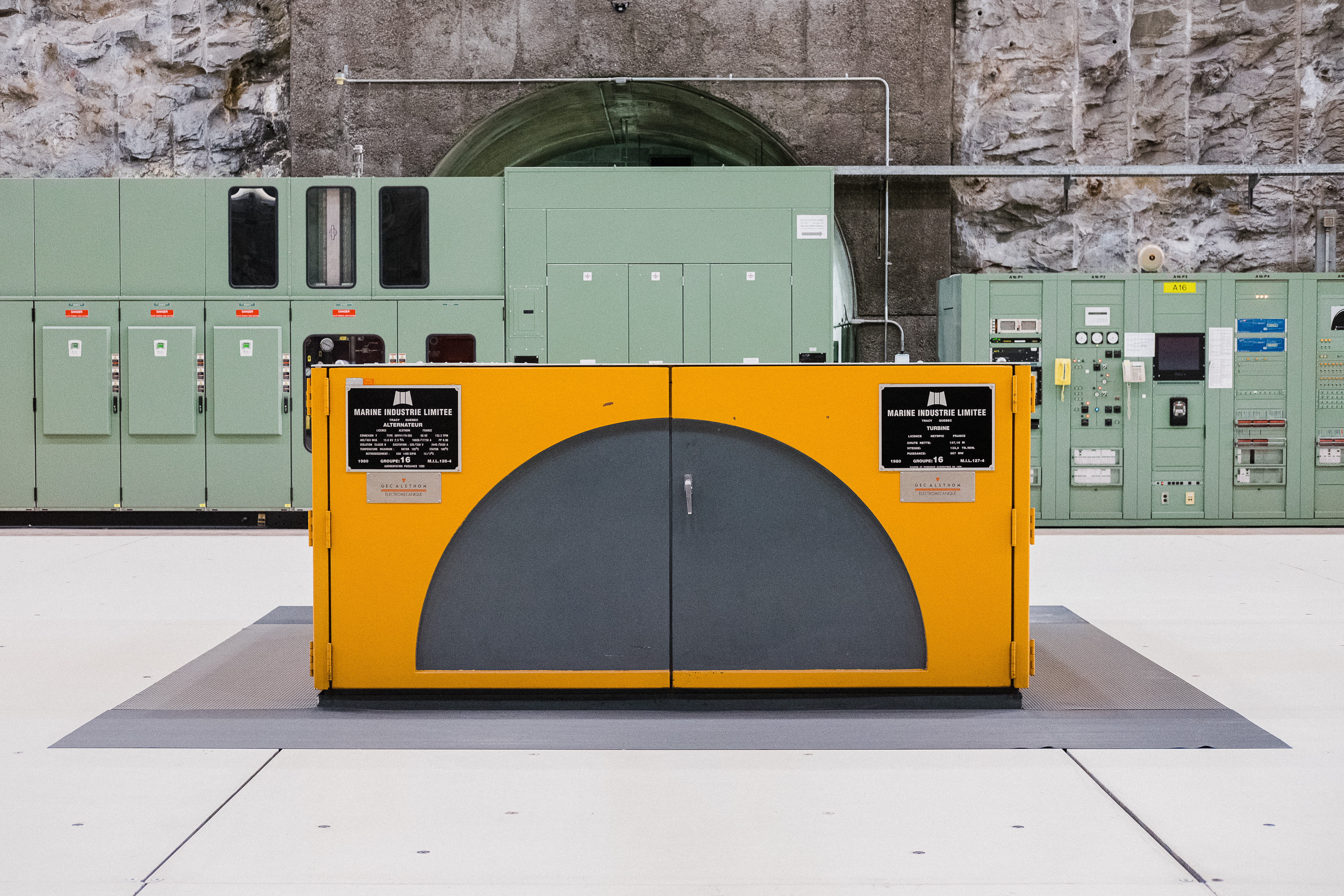 Salle des machines, La Grande-1, Baie-James.